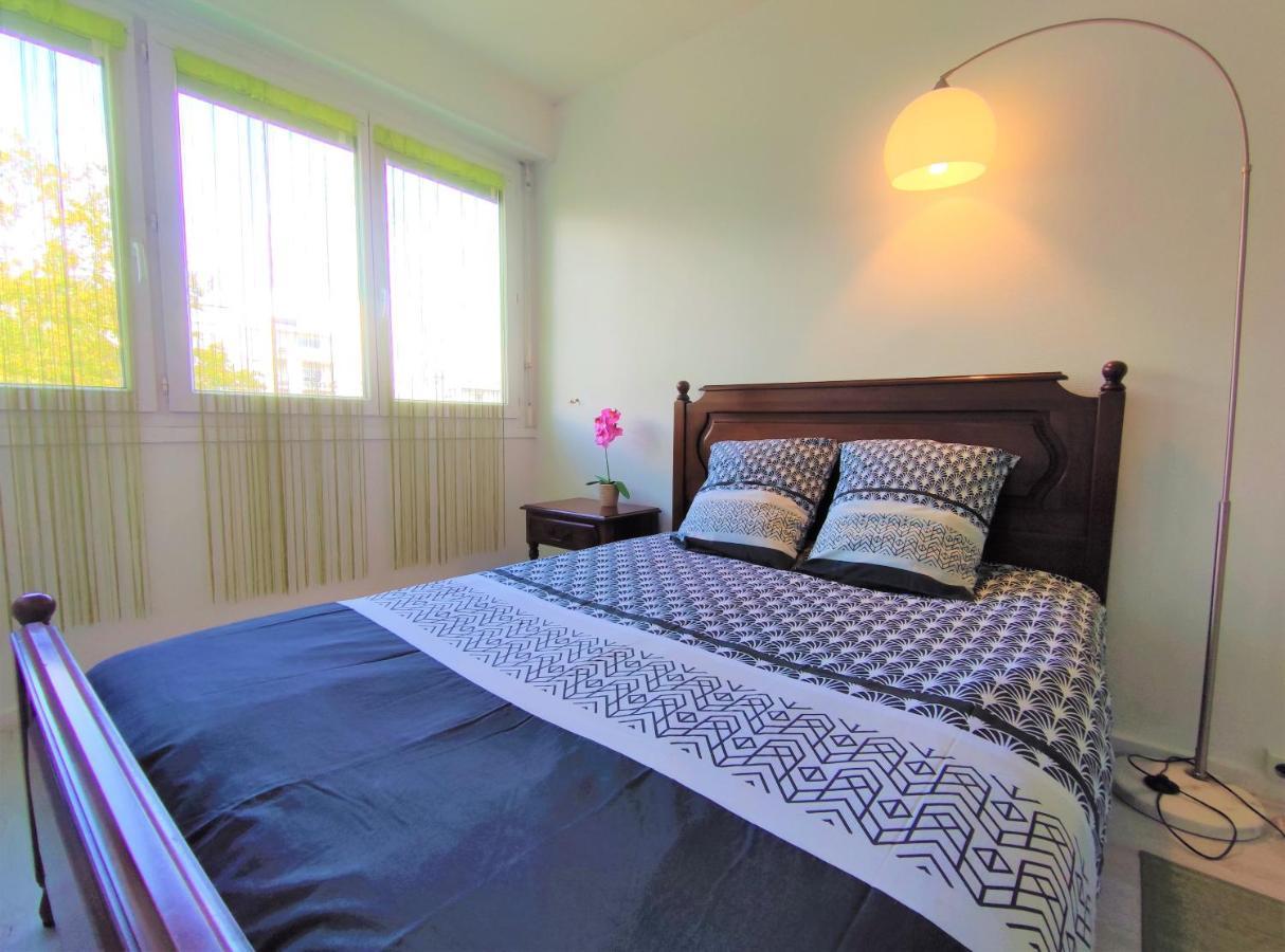 Appartement T3 Lumineux Et Tout Confort De 72 M2 Avec Parking Privatif La Rochelle  Exterior photo