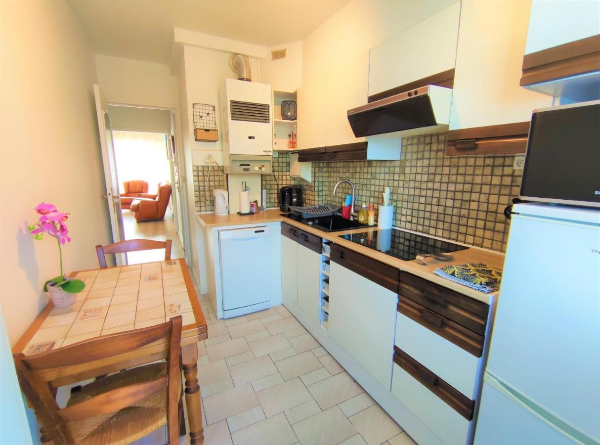 Appartement T3 Lumineux Et Tout Confort De 72 M2 Avec Parking Privatif La Rochelle  Exterior photo