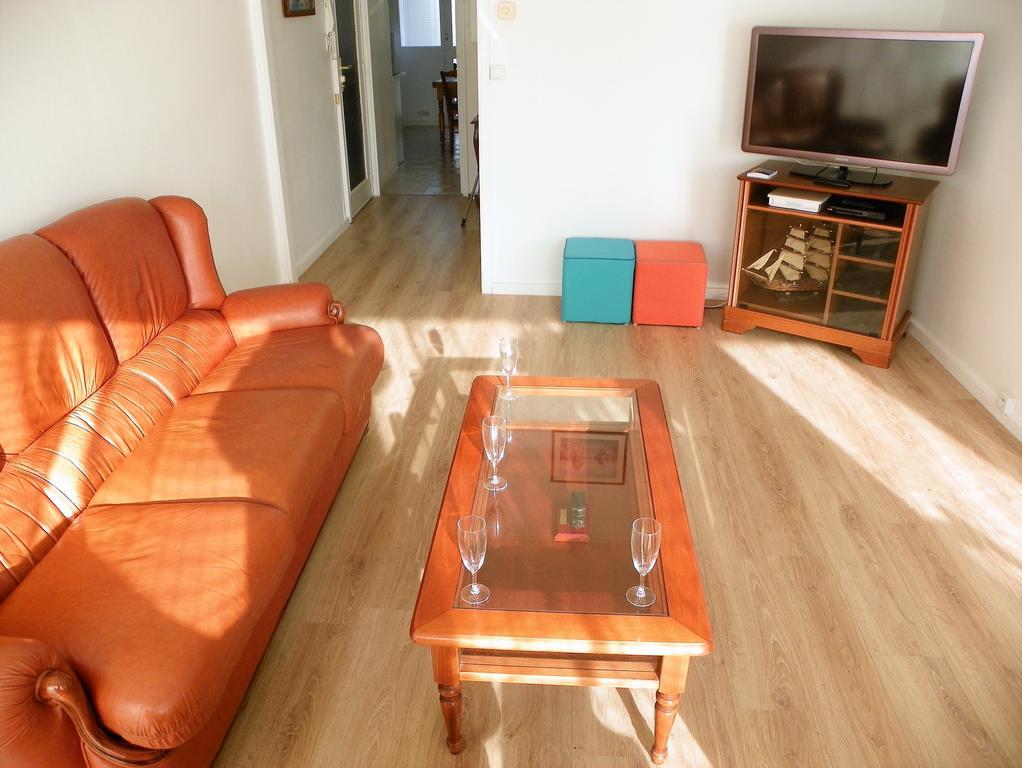 Appartement T3 Lumineux Et Tout Confort De 72 M2 Avec Parking Privatif La Rochelle  Exterior photo