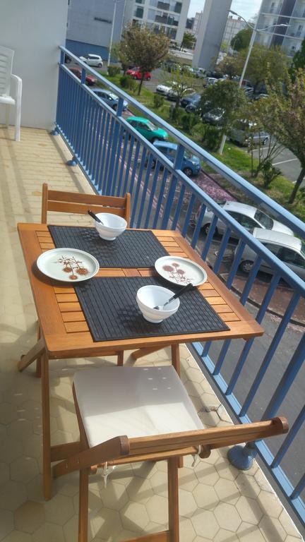 Appartement T3 Lumineux Et Tout Confort De 72 M2 Avec Parking Privatif La Rochelle  Exterior photo